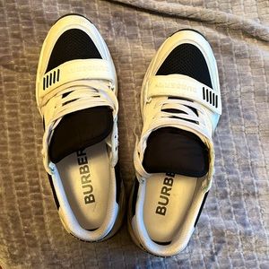 Burberry White Vintage Check Low Top Sneakers